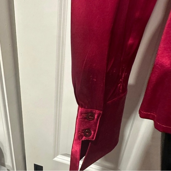 Elegant Red Real Silk Satin Women's Top - Picture 4 of 6